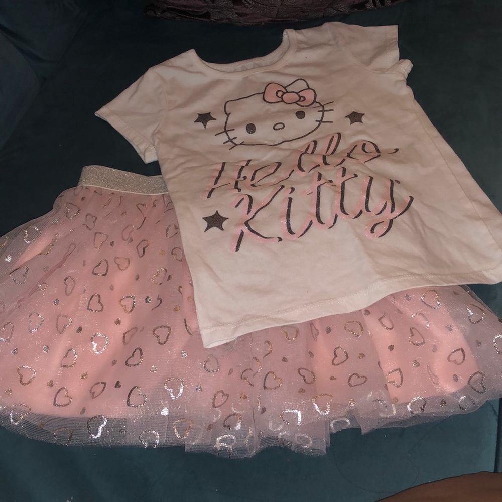 Hello Kitty skirt set
